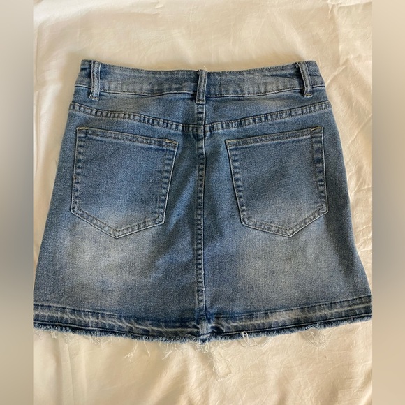 Trendy Blue Distressed Mini Skirt - Picture 2 of 4